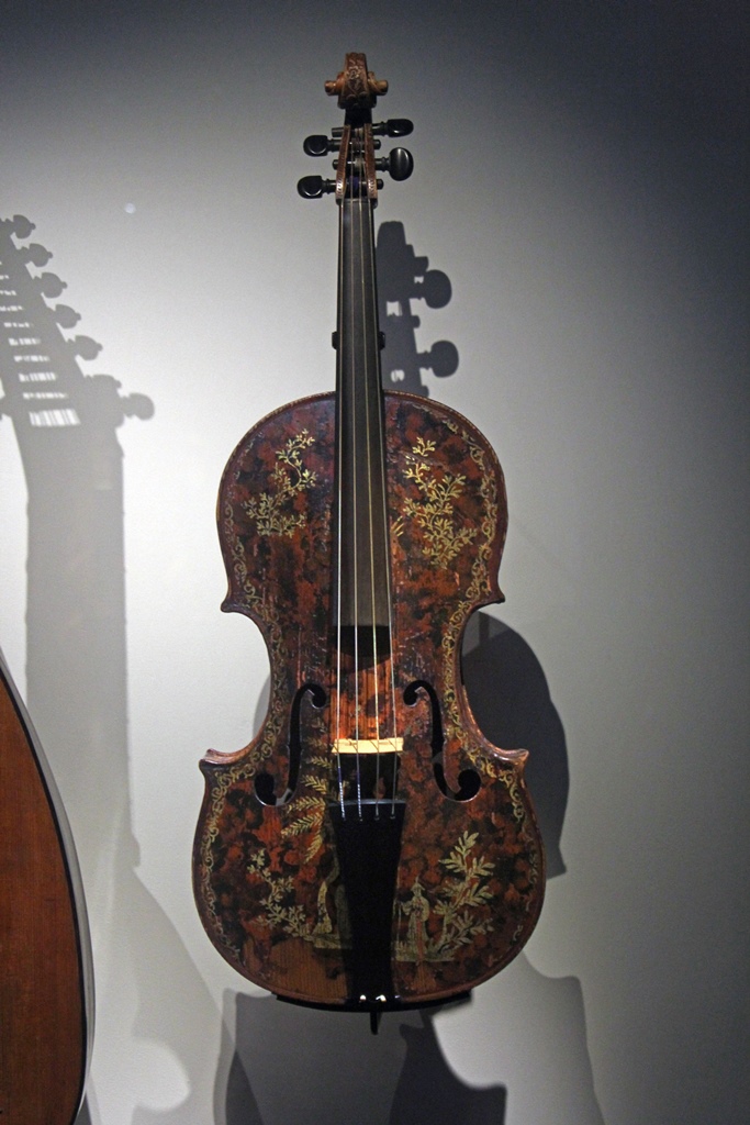 Elaborate Violin